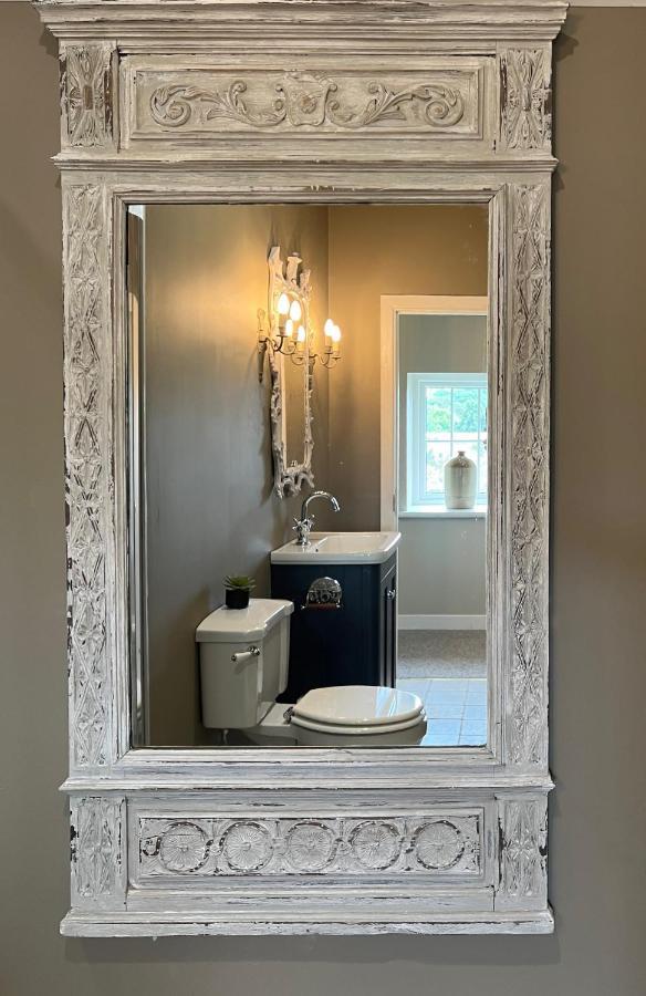 Converted Victorian Coach House With Hot Tub Stewartstown エクステリア 写真