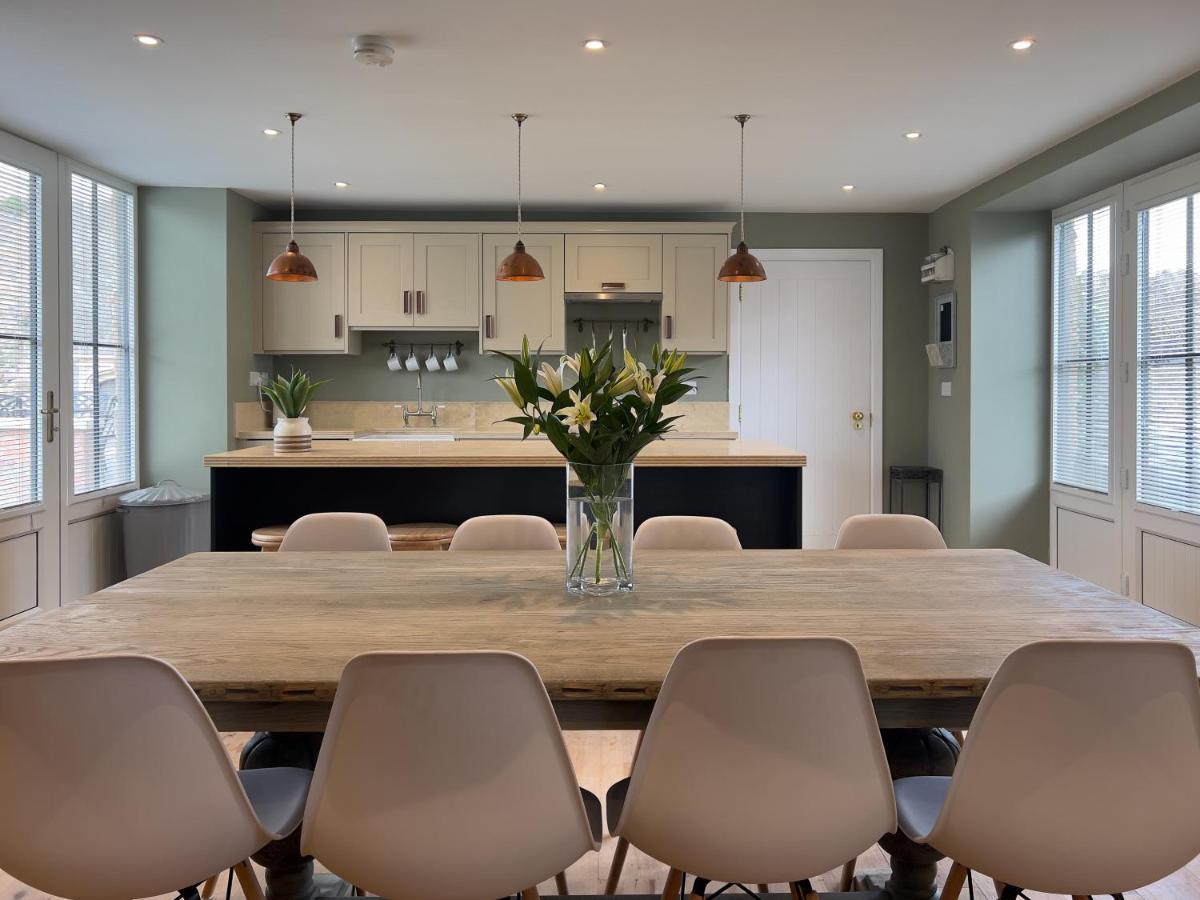 Converted Victorian Coach House With Hot Tub Stewartstown エクステリア 写真