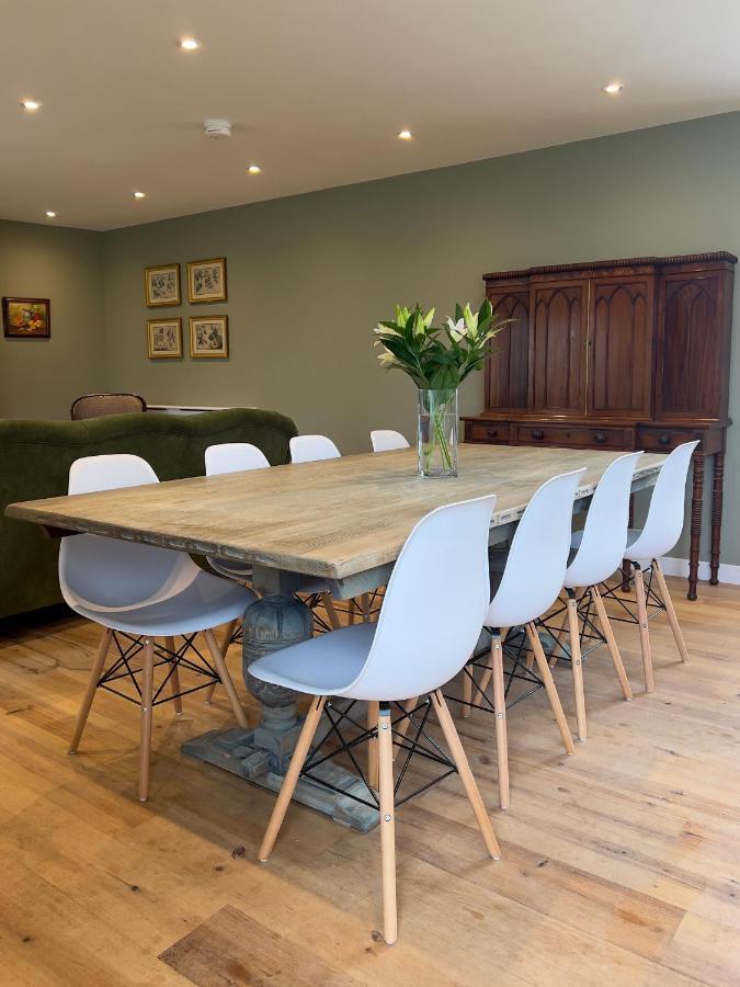 Converted Victorian Coach House With Hot Tub Stewartstown エクステリア 写真